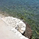 Nyaraló Family Friendly House With A Swimming Pool Vinisce, Trogir - 19001 *