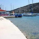 Nyaraló Family Friendly House With A Swimming Pool Vinisce, Trogir - 19001 *