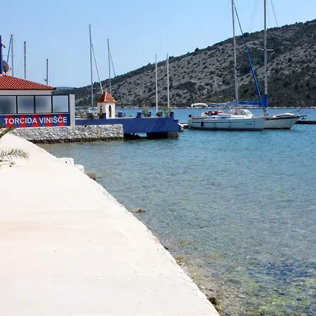 Ferienhaus Family Friendly House With A Swimming Pool Vinisce, Trogir - 19001 *