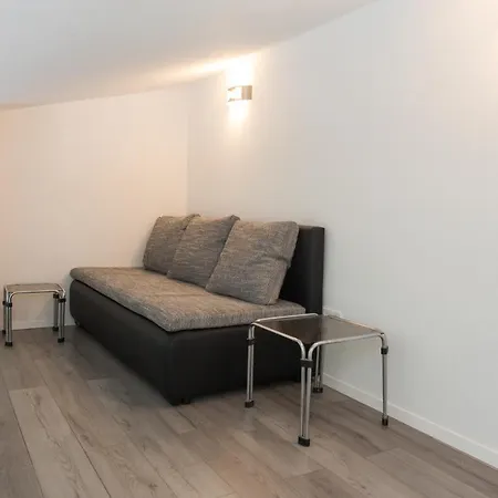Family Friendly House With A Swimming Pool Vinisce, Trogir - 19001 Ferienhaus *