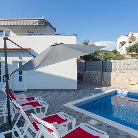 Family Friendly House With A Swimming Pool Vinisce, Trogir - 19001